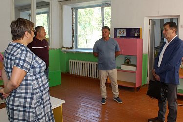 В рабочем графике депутата Окшина